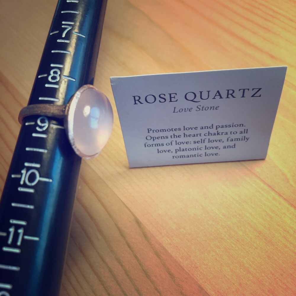 Rose quartz ring set in rose gold plated over 925S